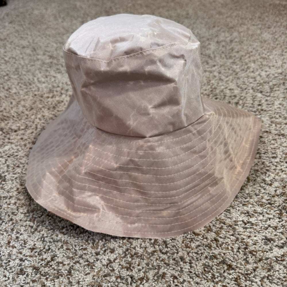Reinhard Plank Paz Sum Women's Bucket Hat